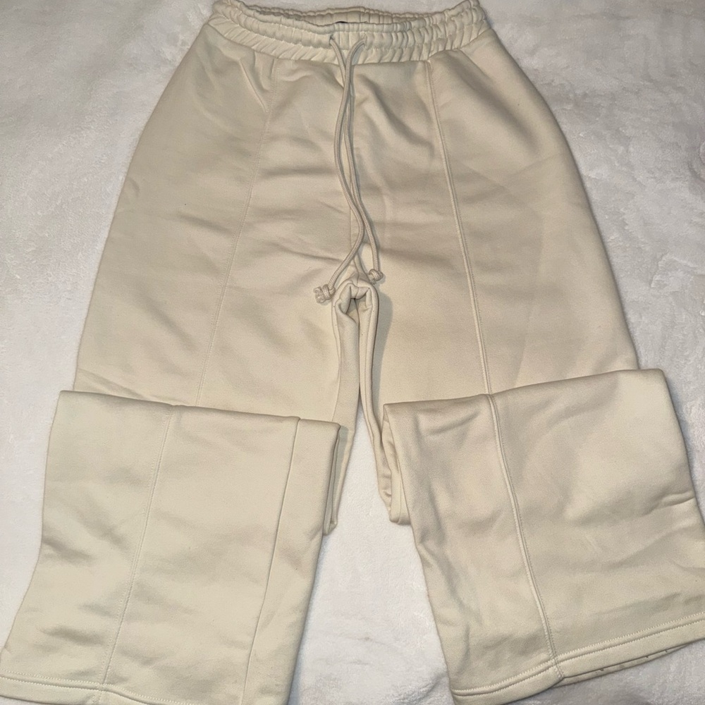 Zara Off-White Ribbed Waistband Pants